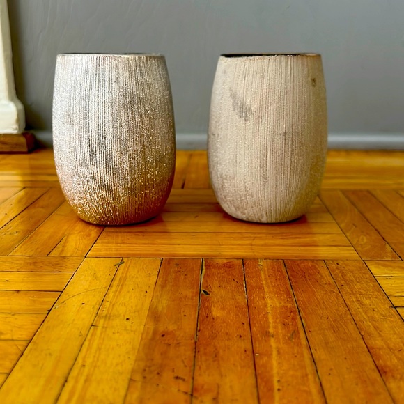 None Other - Set of two make up brush holder